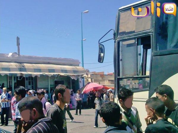 صورة لمسافرين بالمحطة الطرقية لوزان صورة لمسافرين بالمحطة الطرقية لوزان