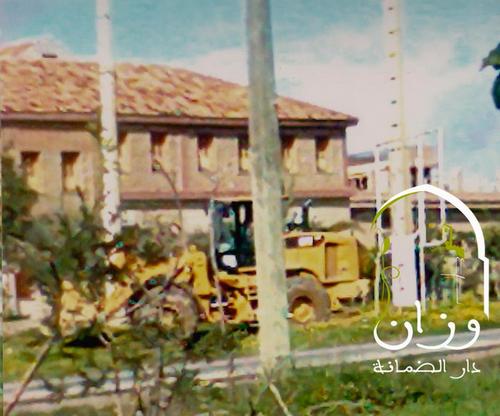 التراكس التراكس بقرب منزل الكنفاوي