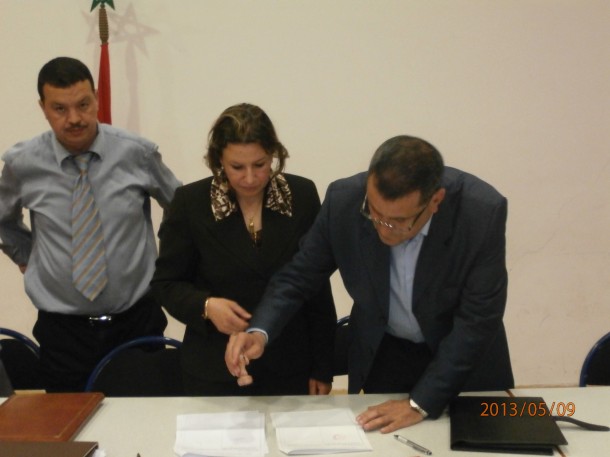 اتفاقية شراكة بين النيابة الإقليمية لوزارة التربية الوطنية والجمعية مديرات ومديري التعليم الابتدائي بالمغرب فرع وزان