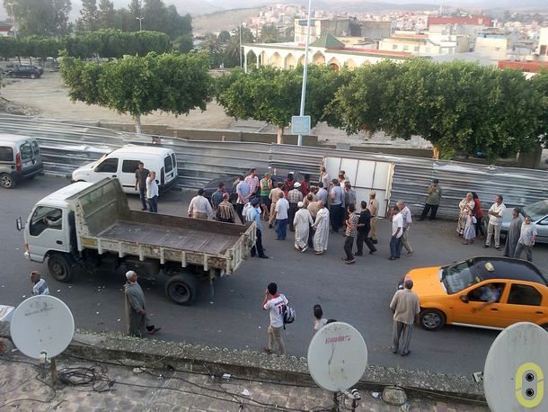 السلطة تمنع أحد البائعين المتجولين