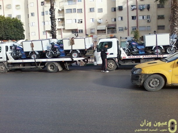 دراجات نارية ثلاثية العجلات مجهزة بمبرد