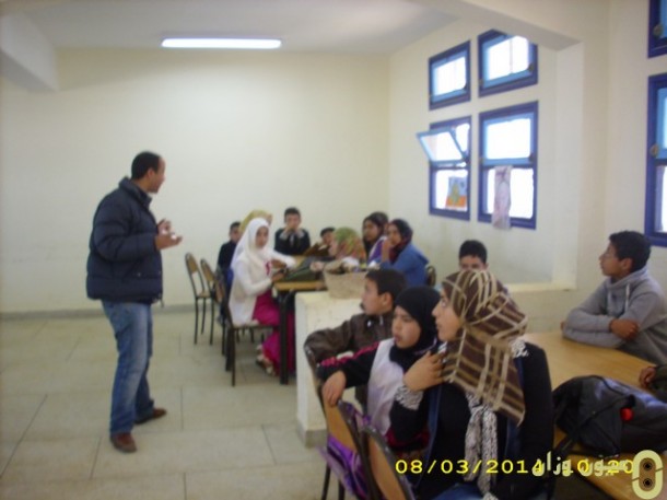 اليوم العالمي للمرأة بثانوية عمر بن جلون الاعدادية عين بيضاء