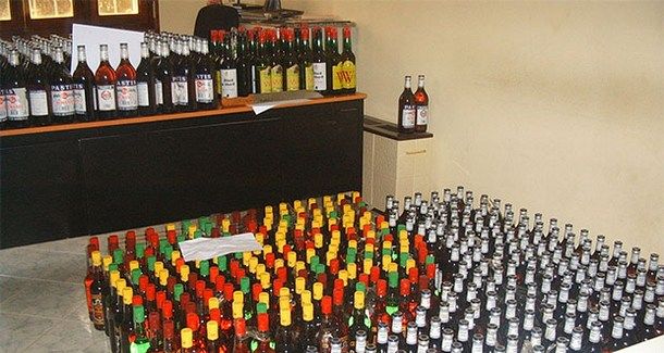 قنينات الخمر