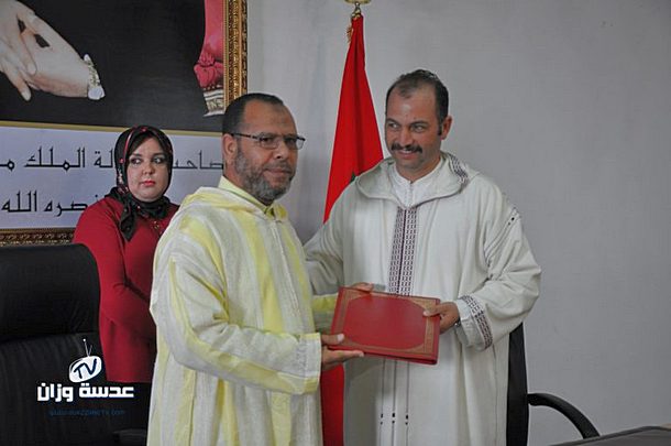 تسليم القطعة الأرضية إلى المندوب الإقليمي للصحة بوزان